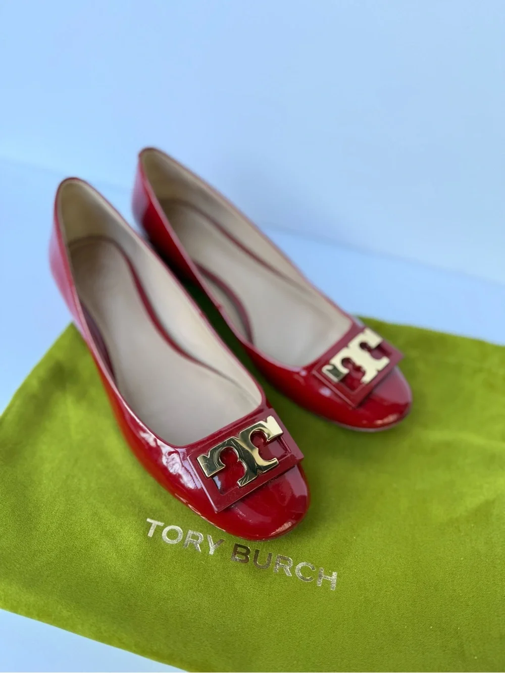 Tory Burch Gigi‎ Soft Patent Leather Low Block Heel Pumps Red Sz 6